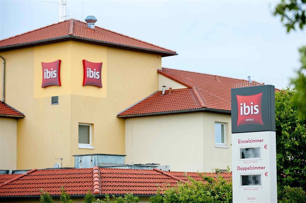 Ibis Hotel Koeln Airport Exteriör bild