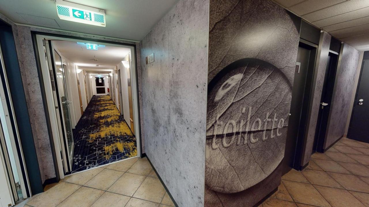 Ibis Hotel Koeln Airport Exteriör bild