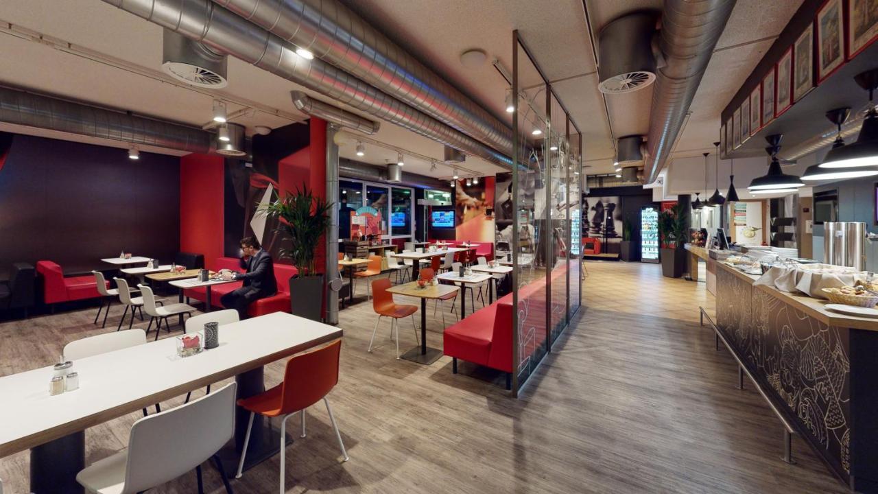 Ibis Hotel Koeln Airport Exteriör bild